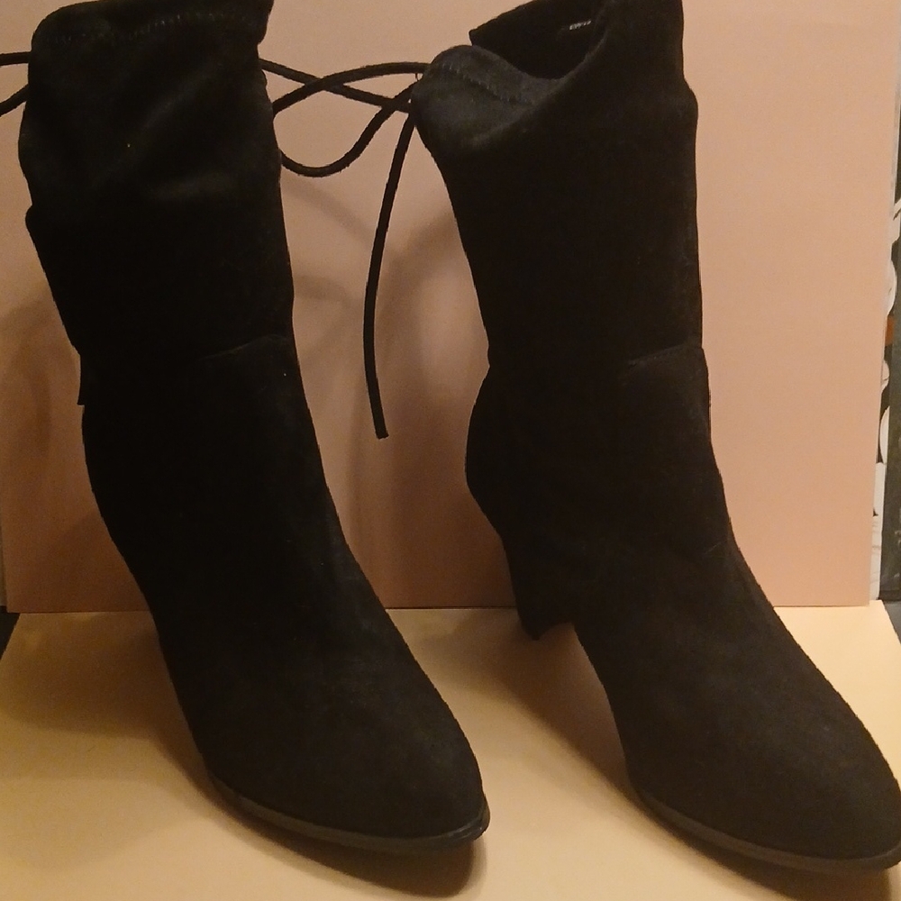 Ladies Elegant Black Suede Women's Boots 8.5